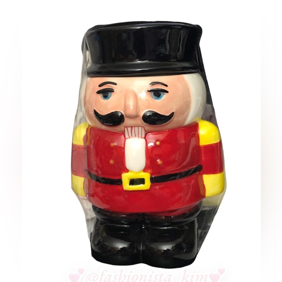 New Christmas nutcracker Tin soldier canister cookie jar - Picture 2 of 3